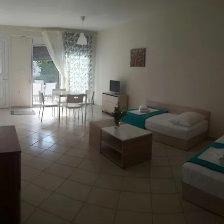 Agioneri Apartamento PalaiónTsiflíkion
